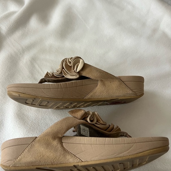 Fitflop Tan Ruffle Sandals - Picture 5 of 8